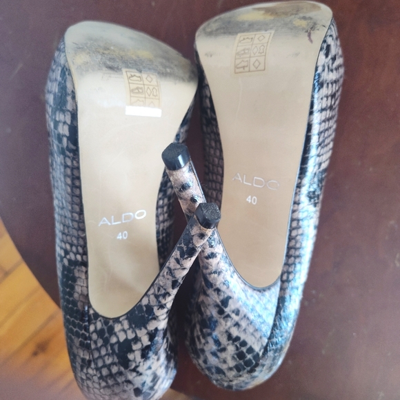 Aldo Juliette snakeskin peep toe hidden platform sky high stiletto heels - Picture 5 of 6